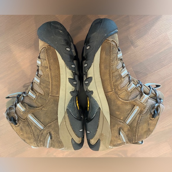 Keen Waterproof Hiking Boot - Brown - Size: 7 - Picture 5 of 11
